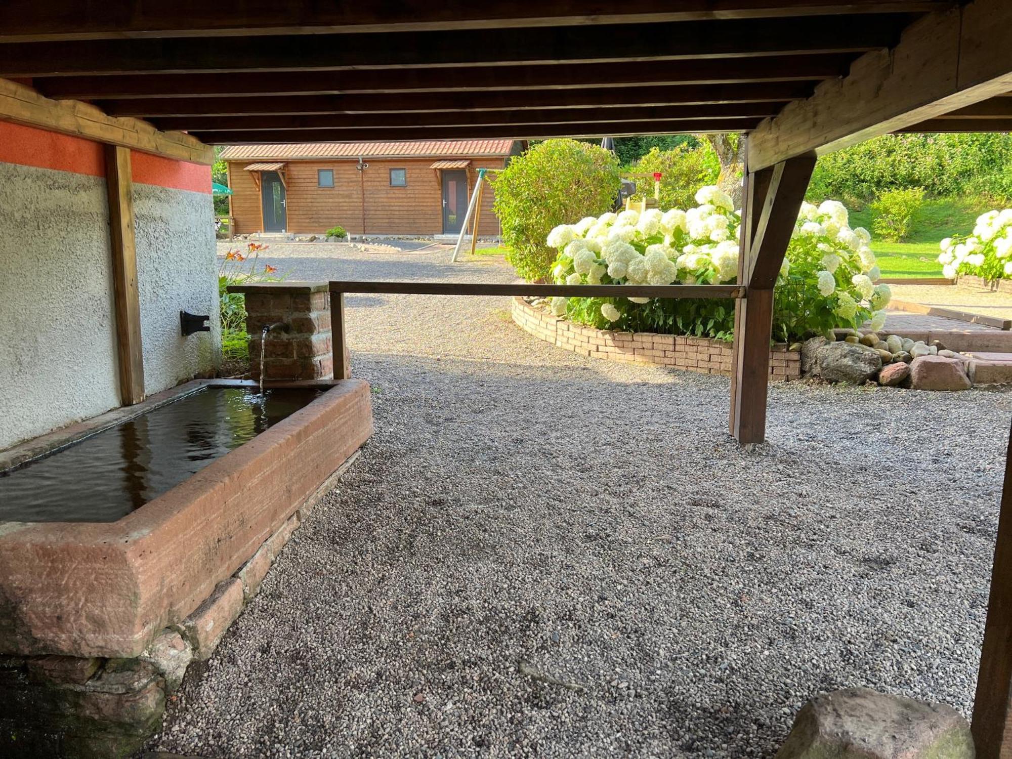 Auberge Restaurant La Roseraie Grandrupt Bagian luar foto